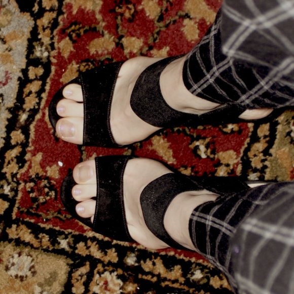 CHINESE LAUNDRY Black Suede Wedges NWOT - Picture 5 of 6